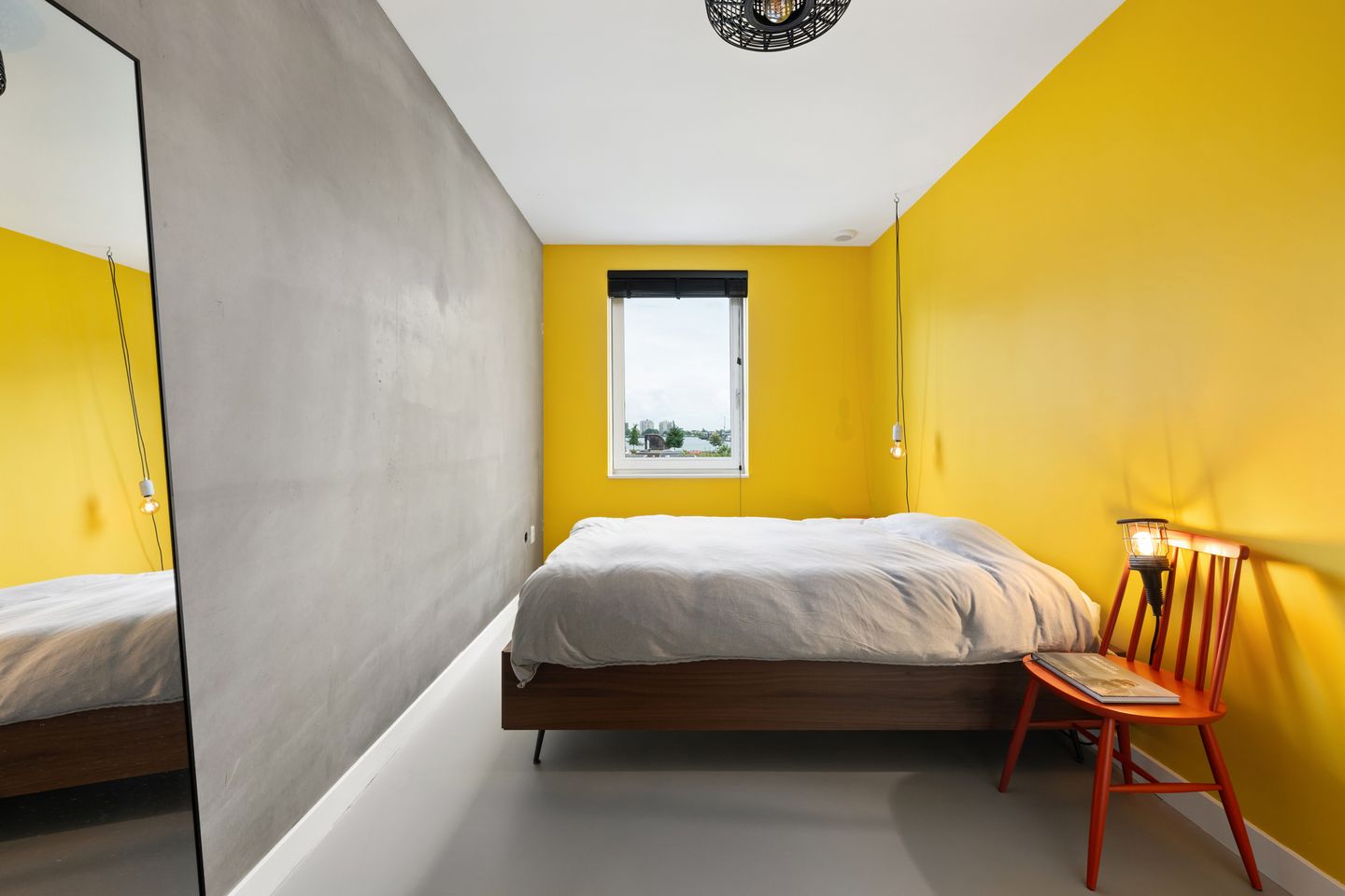 Foto 25 van Moordrechtstraat 35