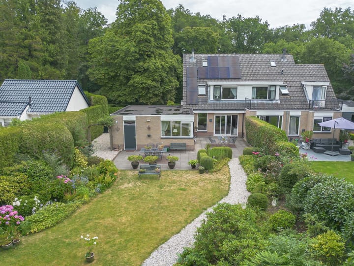 Photo 1 of Laan Blussé van Oud Alblas 1