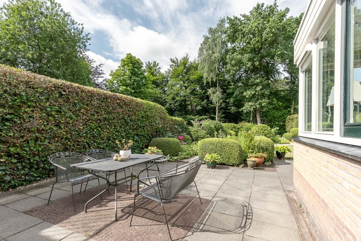 Photo 22 of Laan Blussé van Oud Alblas 1