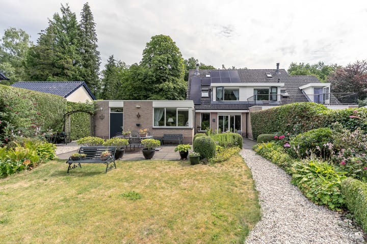 Photo 27 of Laan Blussé van Oud Alblas 1