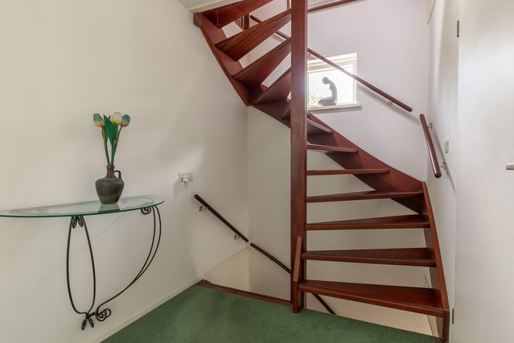 Photo 29 of Laan Blussé van Oud Alblas 1