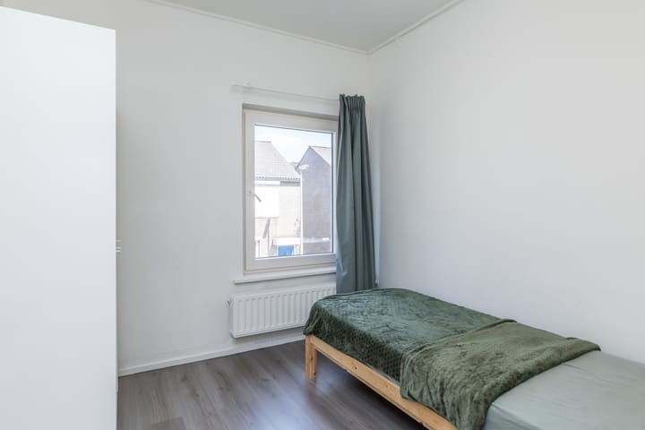 Foto 16 van Laanderstraat 121