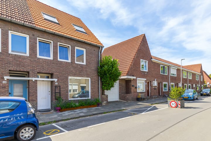 Foto 32 van Laanderstraat 121