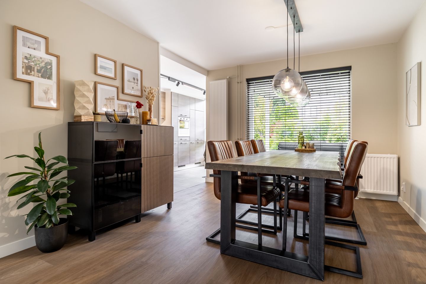 Foto 10 van Donkslagen 1