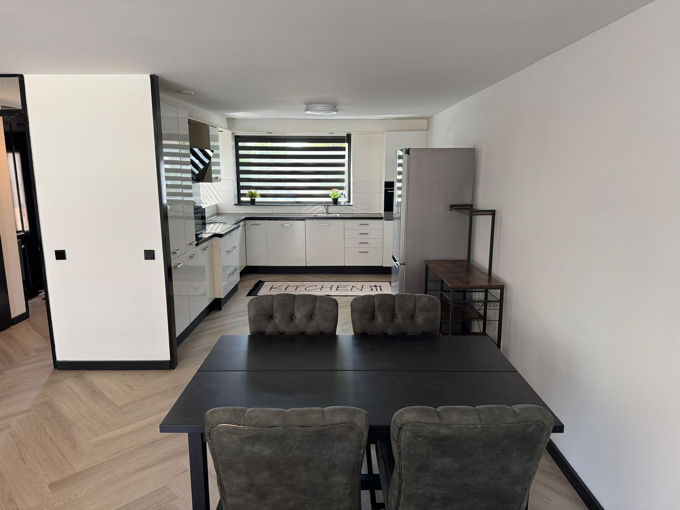 Foto 6 van A. Roland Holststraat 59