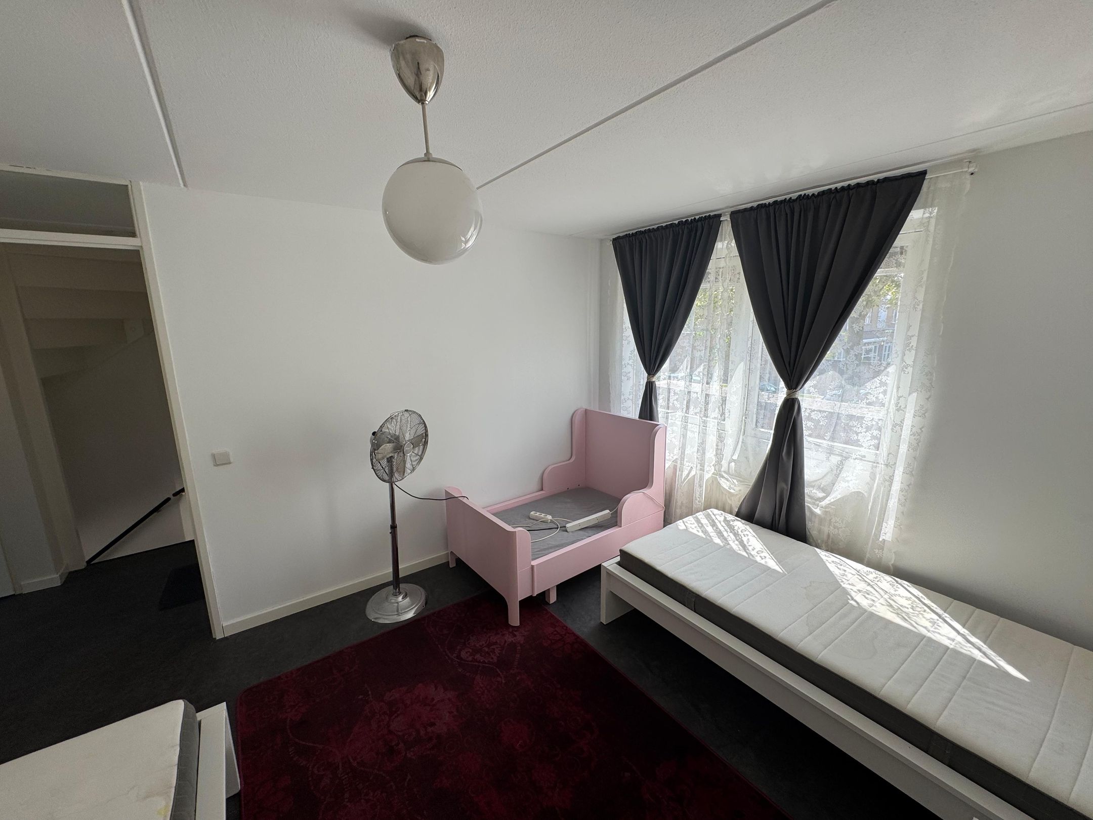 Foto 15 van A. Roland Holststraat 59