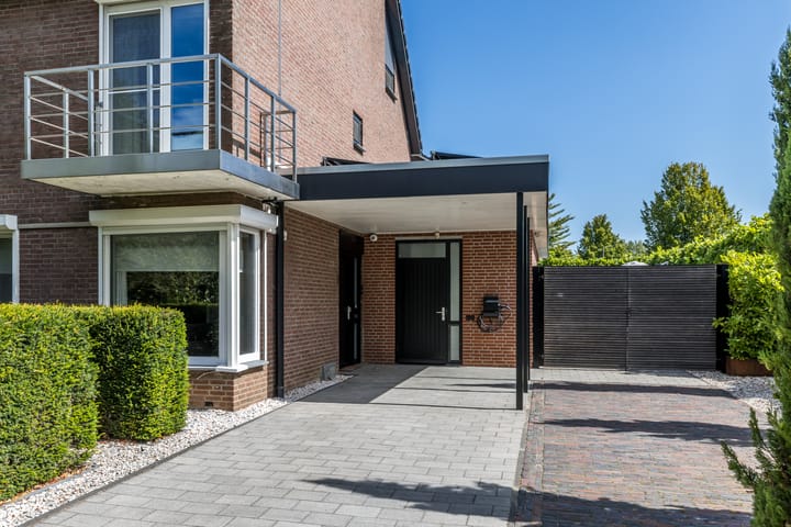 Foto 2 van Lambrechtsstraat 1