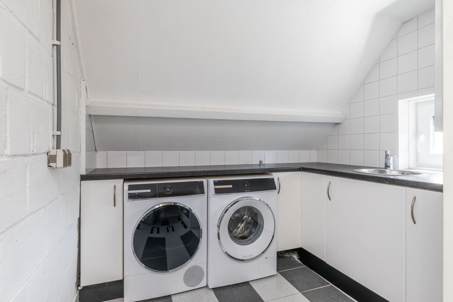 Foto 35 van Lambrechtsstraat 1