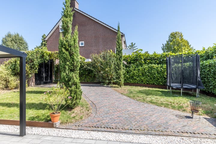 Foto 42 van Lambrechtsstraat 1