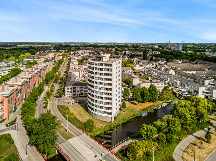 Foto 32 van Tine van Dethstraat 15