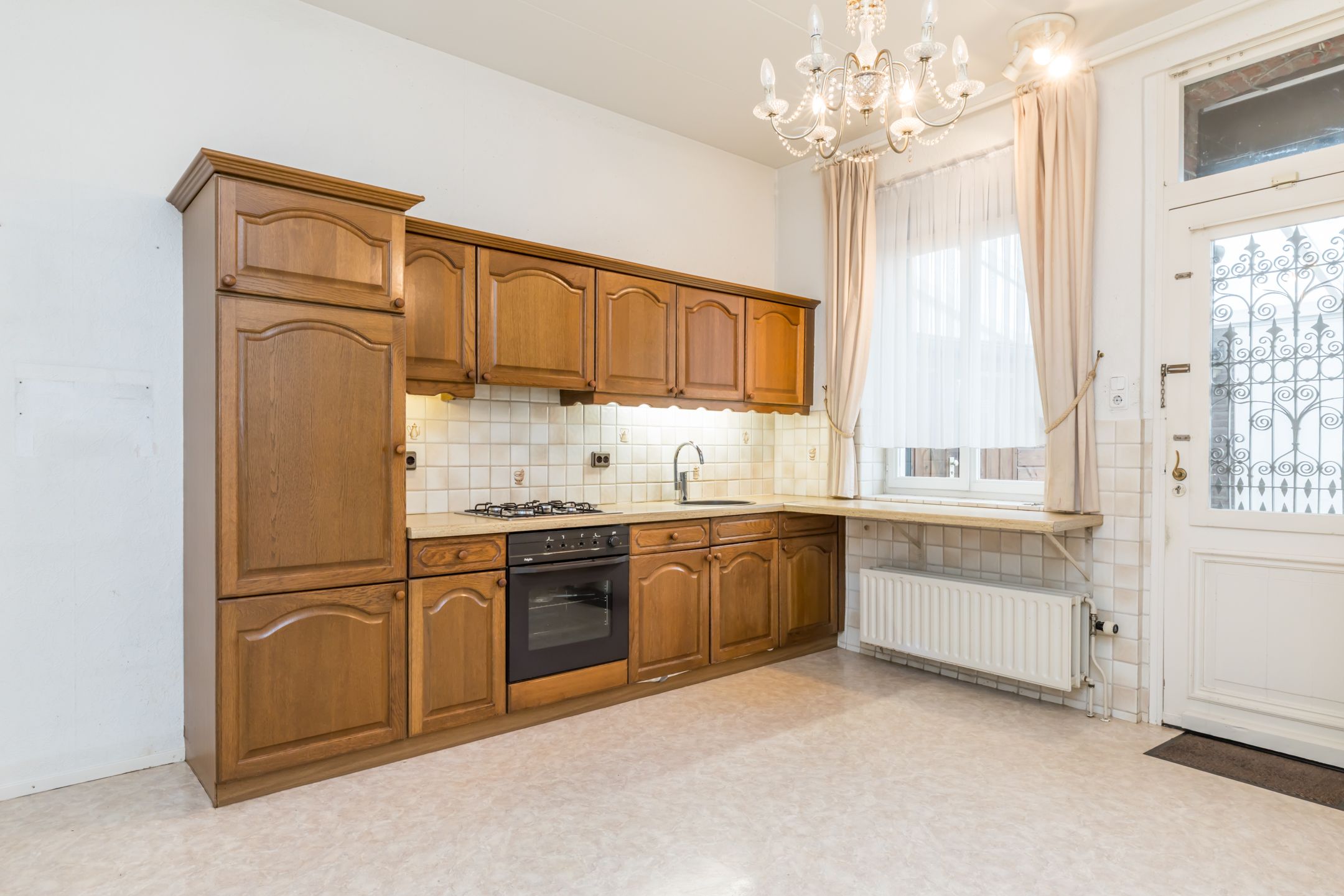 Photo 9 of Burgemeester Wolfsstraat 9