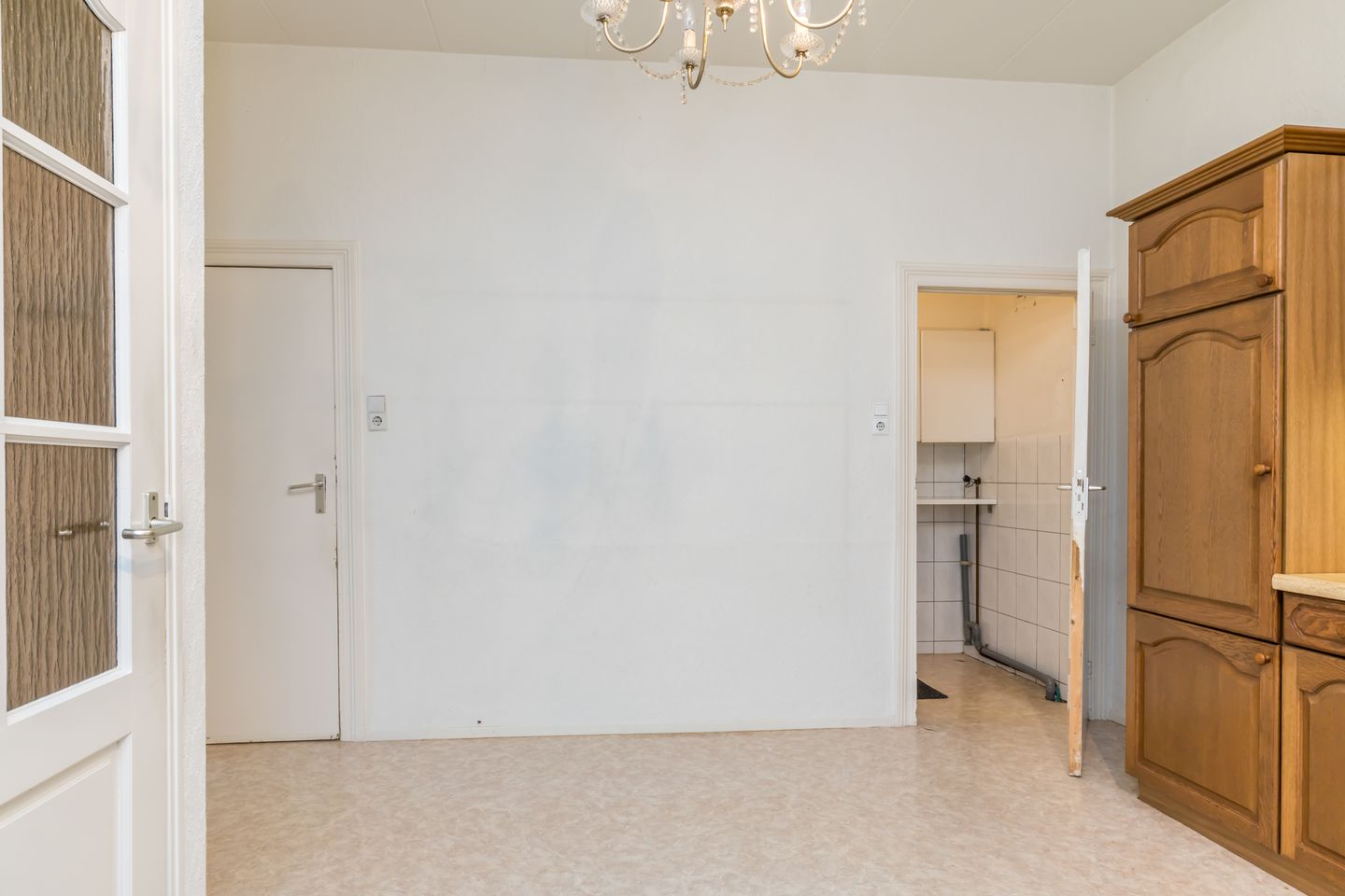 Photo 10 of Burgemeester Wolfsstraat 9