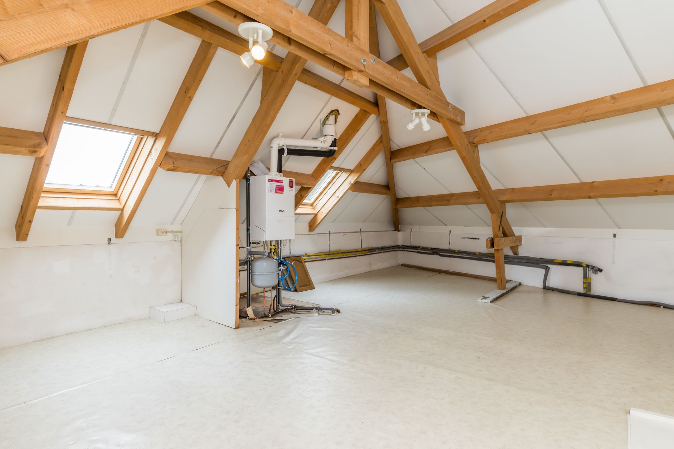 Photo 21 of Burgemeester Wolfsstraat 9