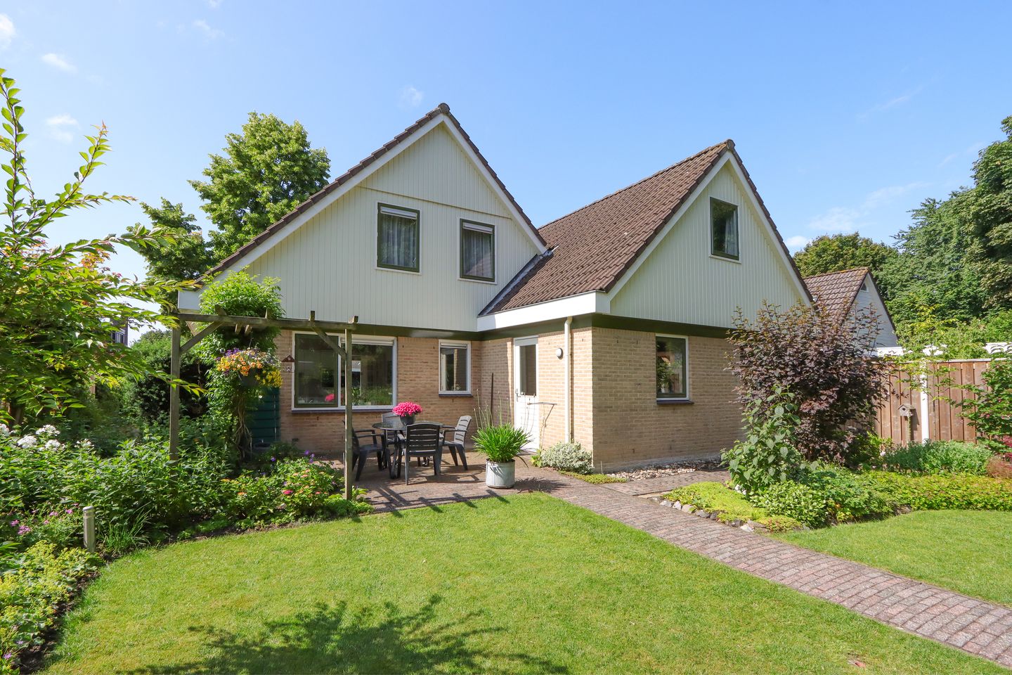 Foto 49 van Manegelaan 38