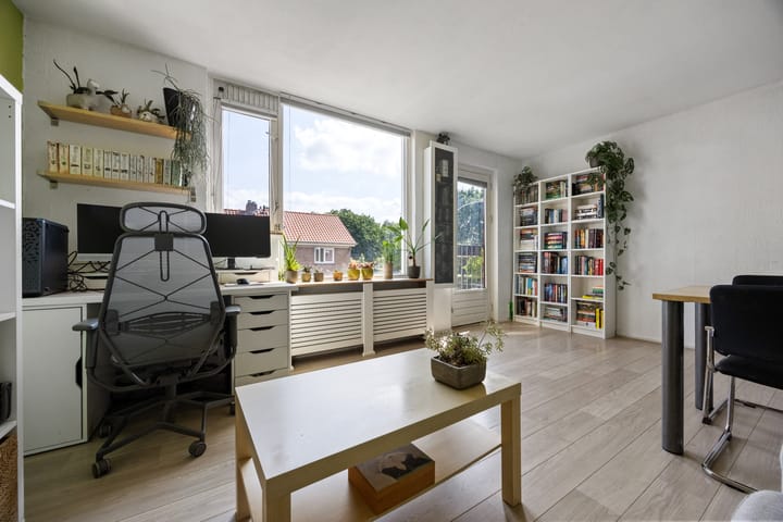 Foto 9 van Bosbesstraat 8-D