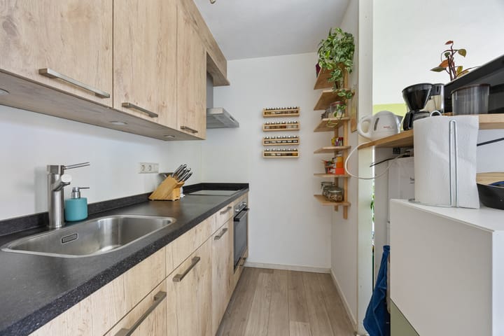 Foto 13 van Bosbesstraat 8-D