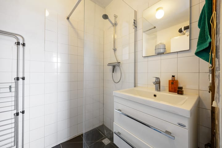 Foto 16 van Bosbesstraat 8-D