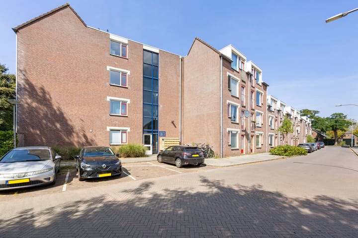 Foto 22 van Bosbesstraat 8-D