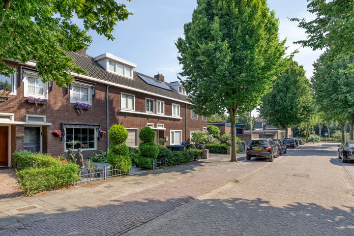 Photo 36 of Korenbloemstraat 14