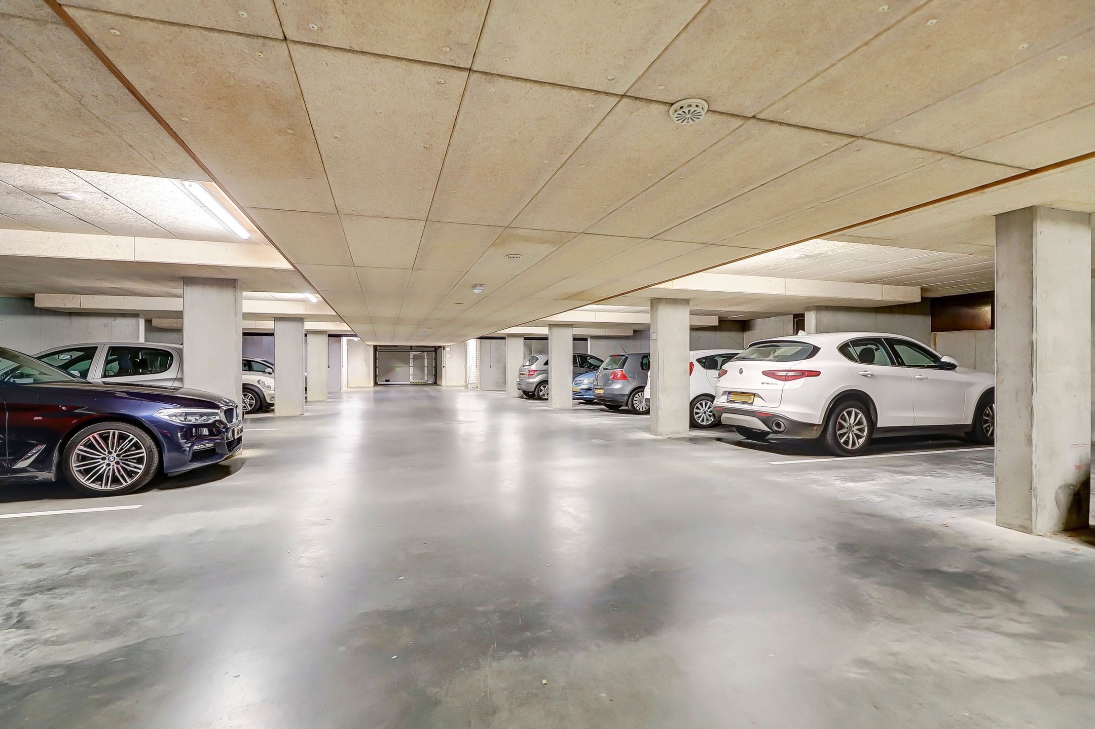 Foto 24 van St. Elisabethshof 135