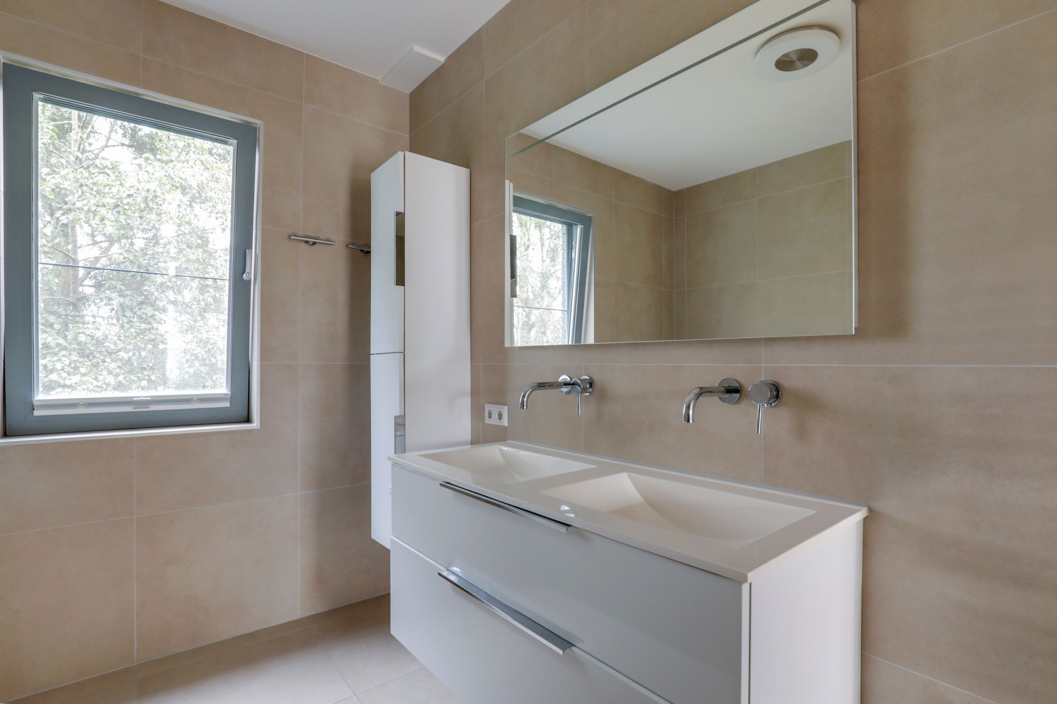 Foto 24 van Livarstraat 71