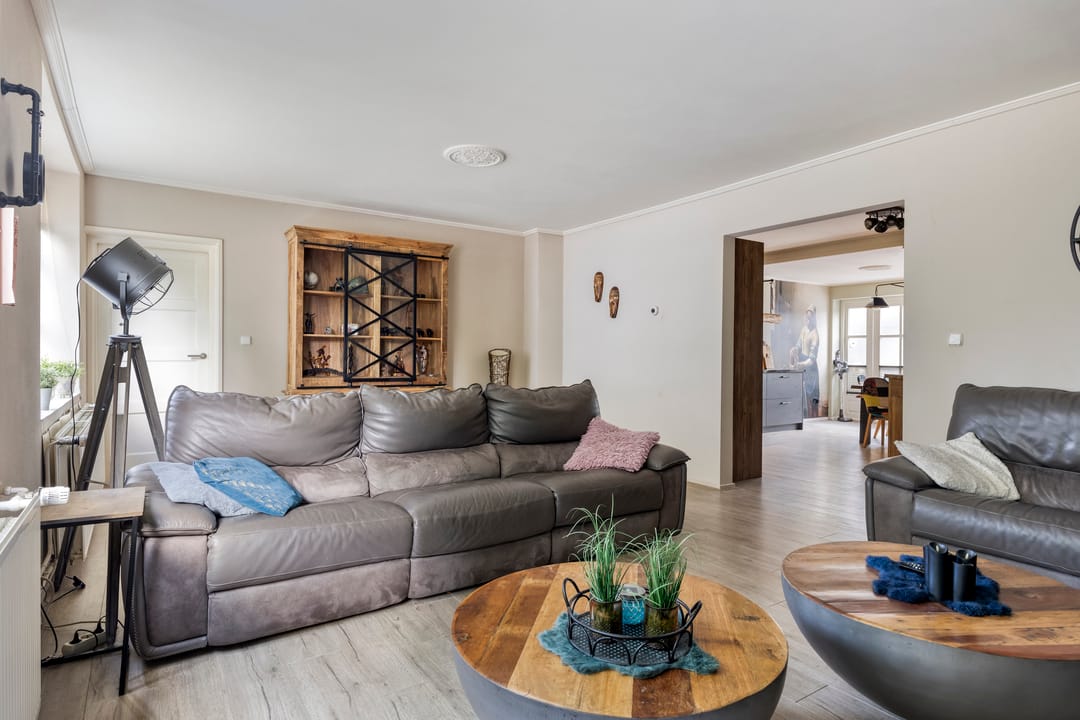 Photo 13 of Gronausestraat 473