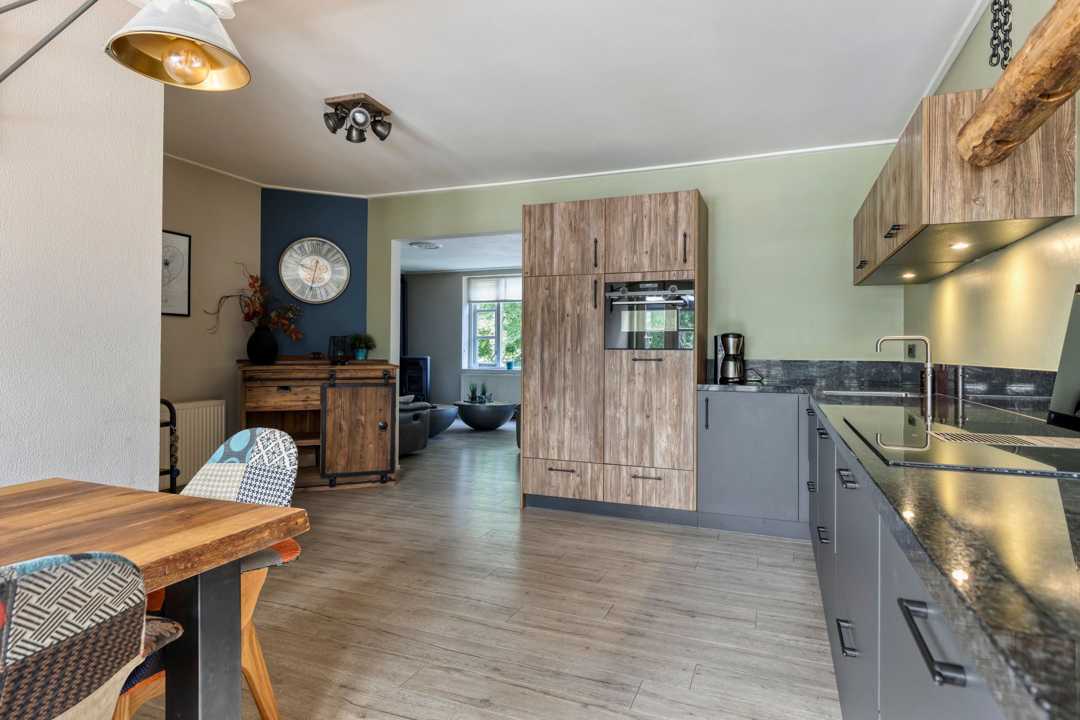 Photo 21 of Gronausestraat 473