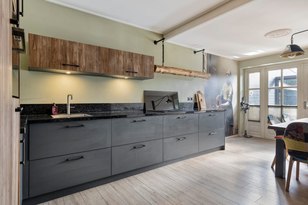 Photo 22 of Gronausestraat 473