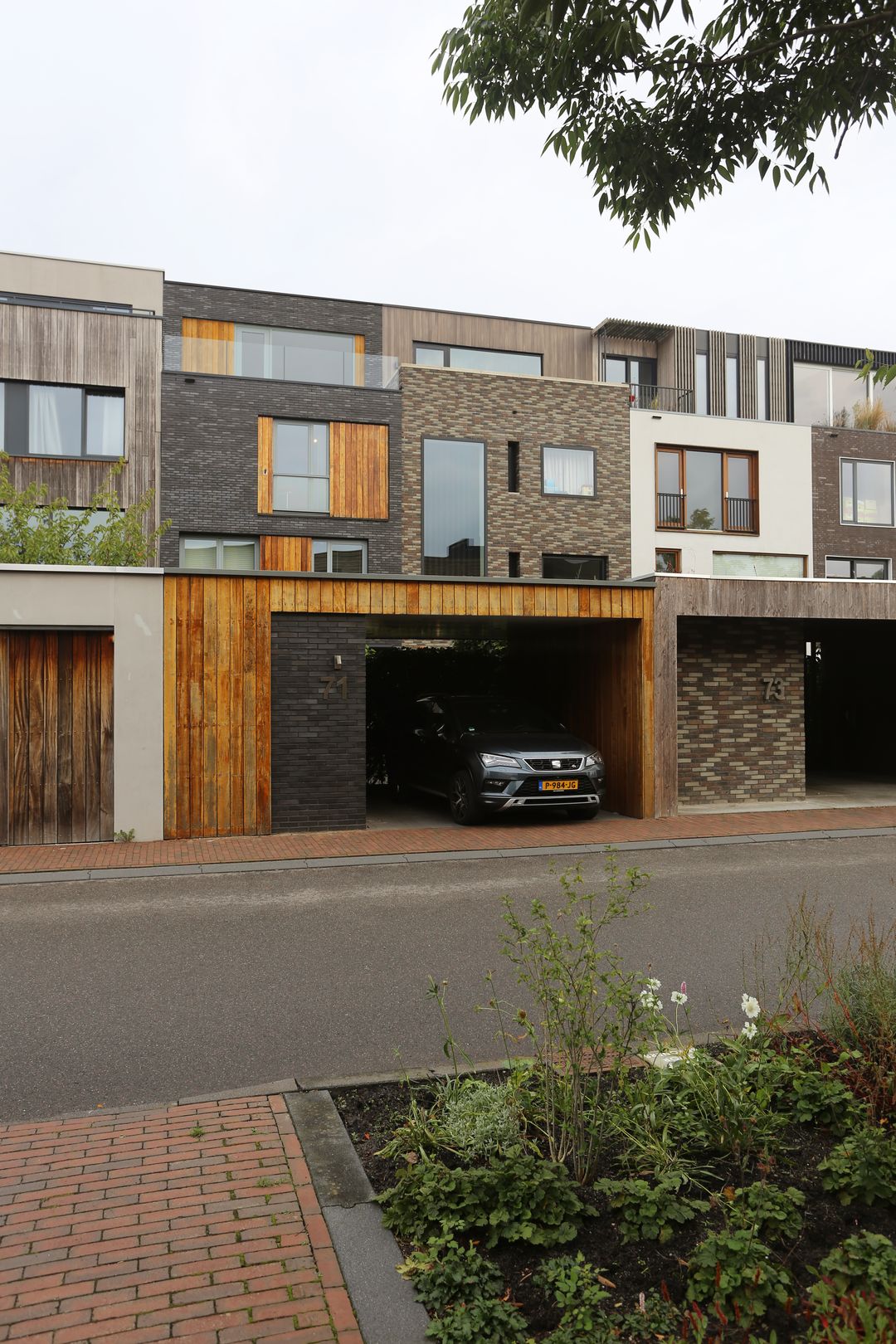 Foto 47 van Livarstraat 71