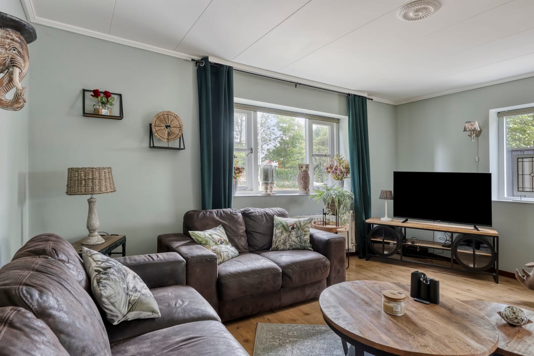 Photo 32 of Gronausestraat 473