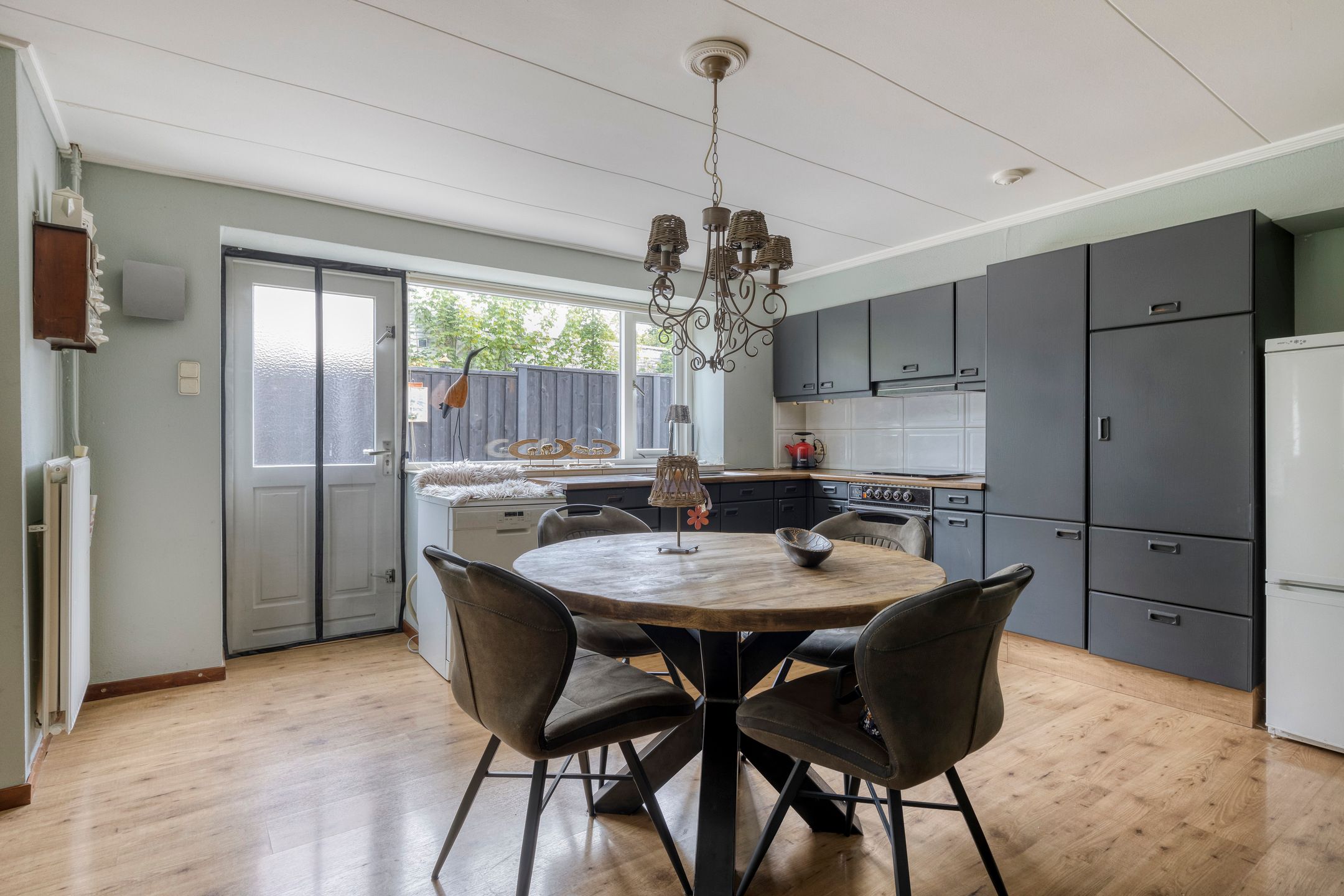 Photo 36 of Gronausestraat 473