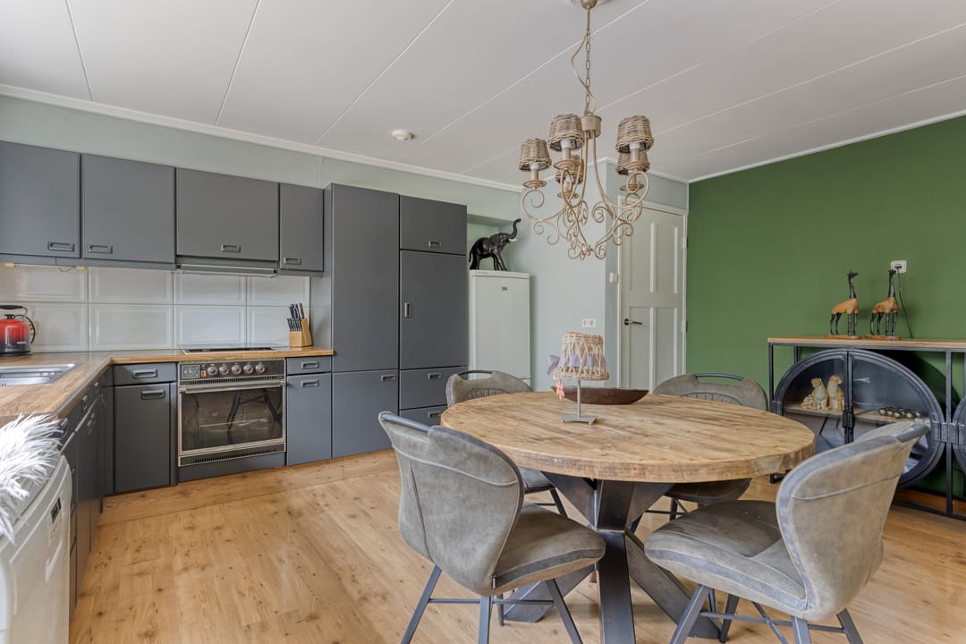 Photo 38 of Gronausestraat 473