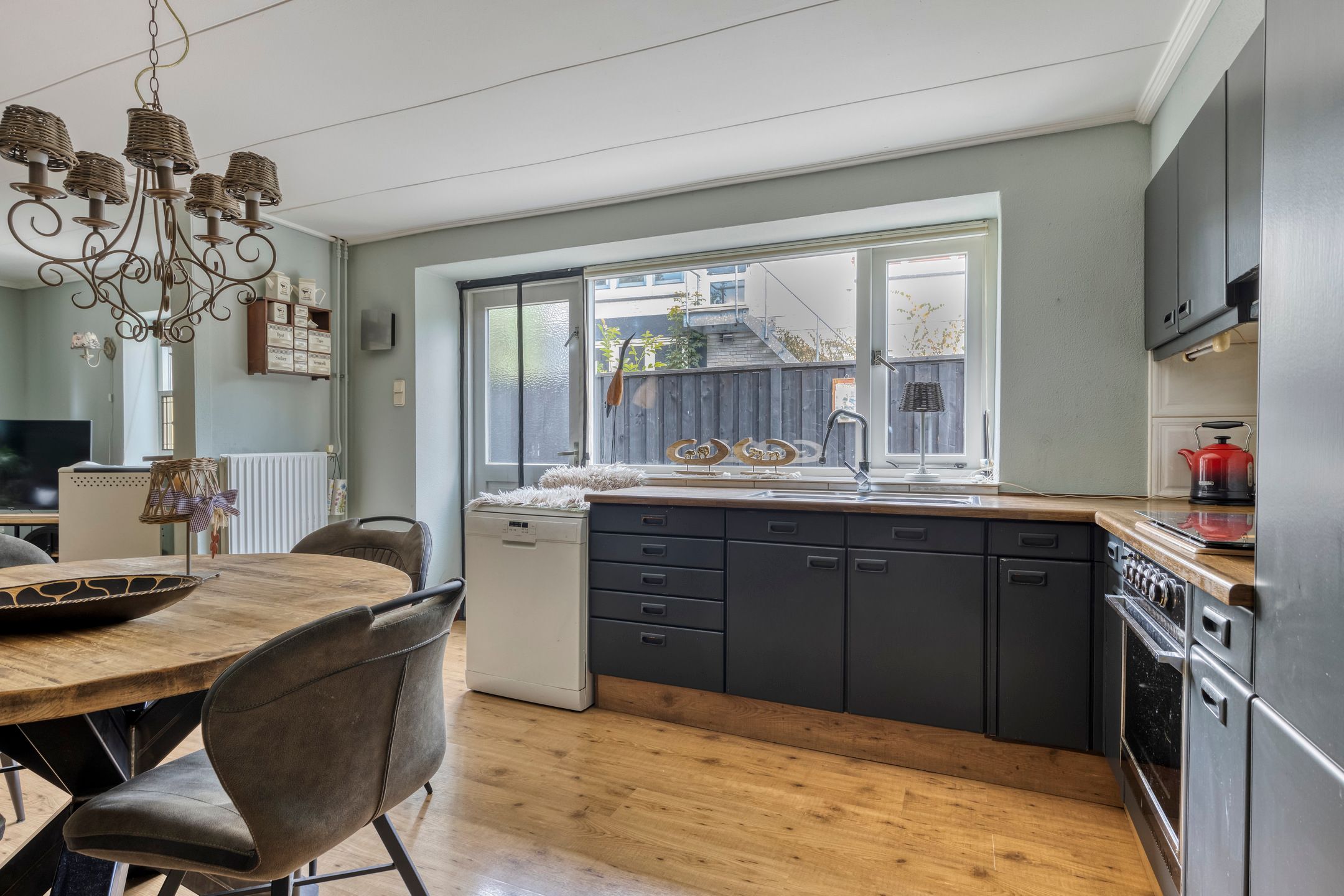 Photo 39 of Gronausestraat 473