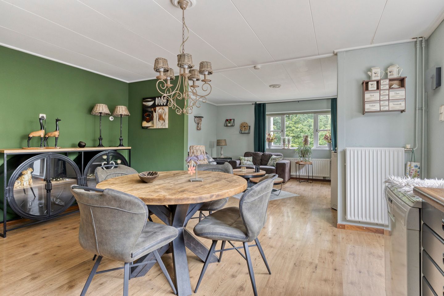 Photo 40 of Gronausestraat 473