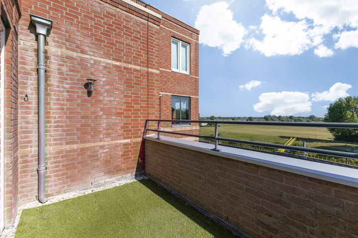 Foto 14 van Parcivalring 259