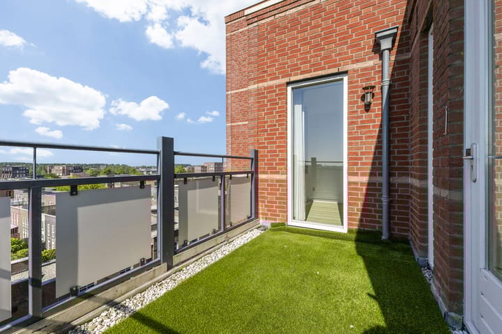 Foto 21 van Parcivalring 259