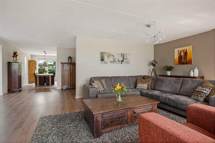 Photo 10 of Brasemstraat 6