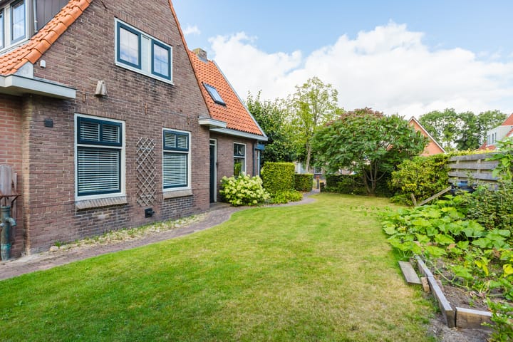 Foto 14 van Merkebuorren 56