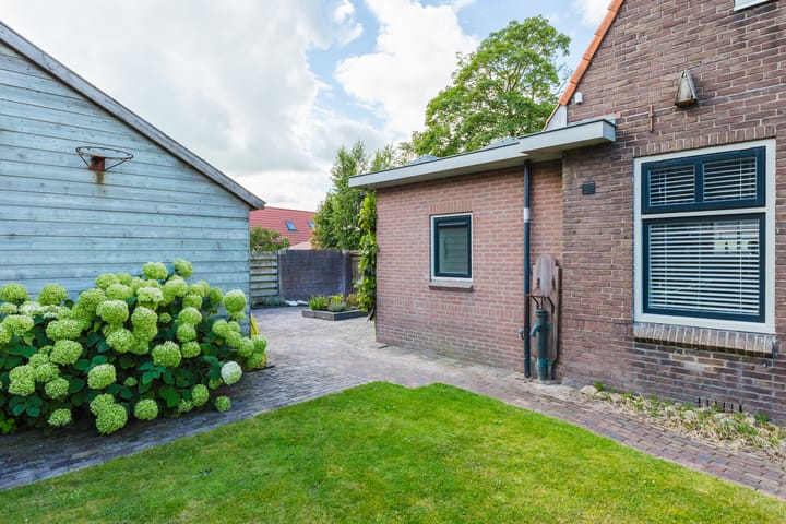 Foto 15 van Merkebuorren 56