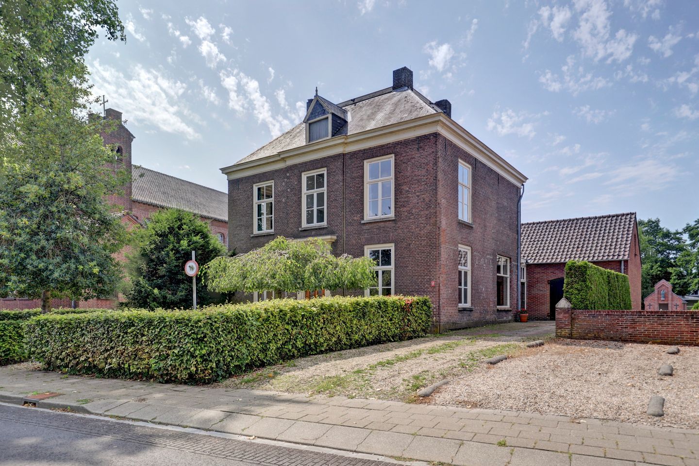 Foto 1 van Grotestraat 13