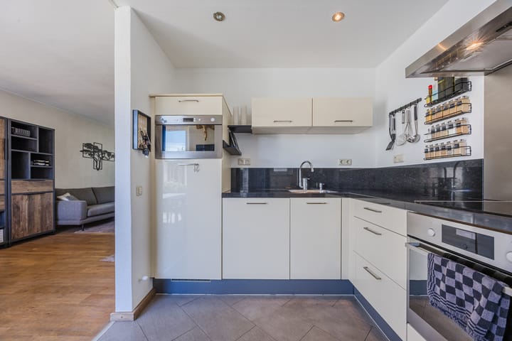 Foto 7 van Airborneplein 22