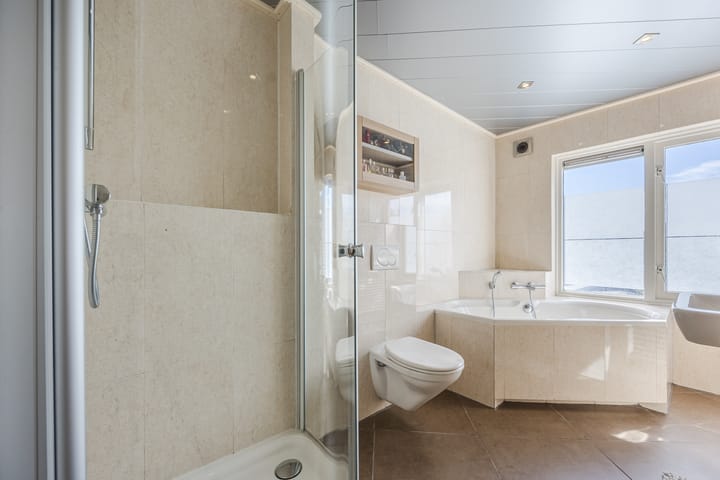 Foto 14 van Airborneplein 22