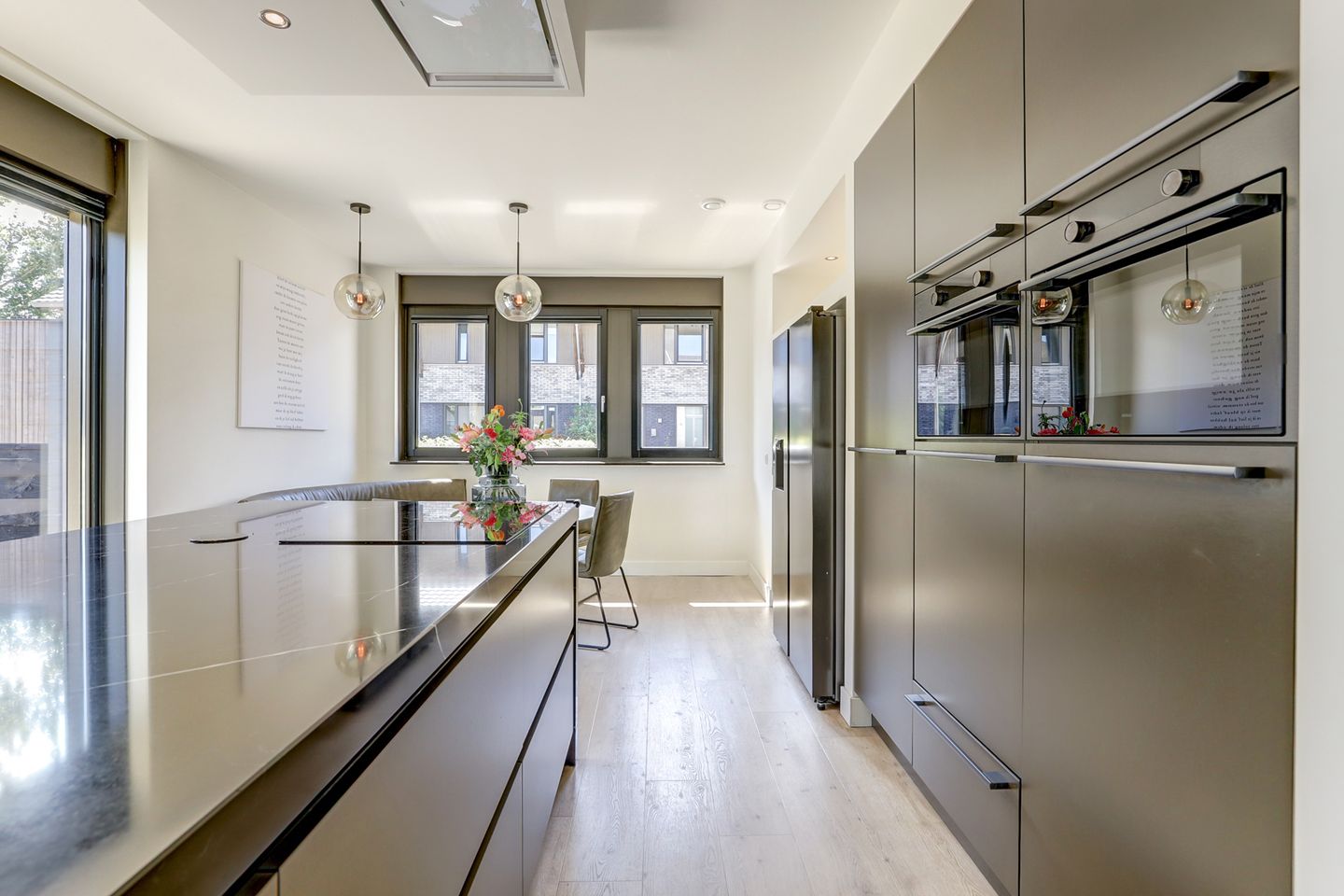 Photo 14 of Loohof 9