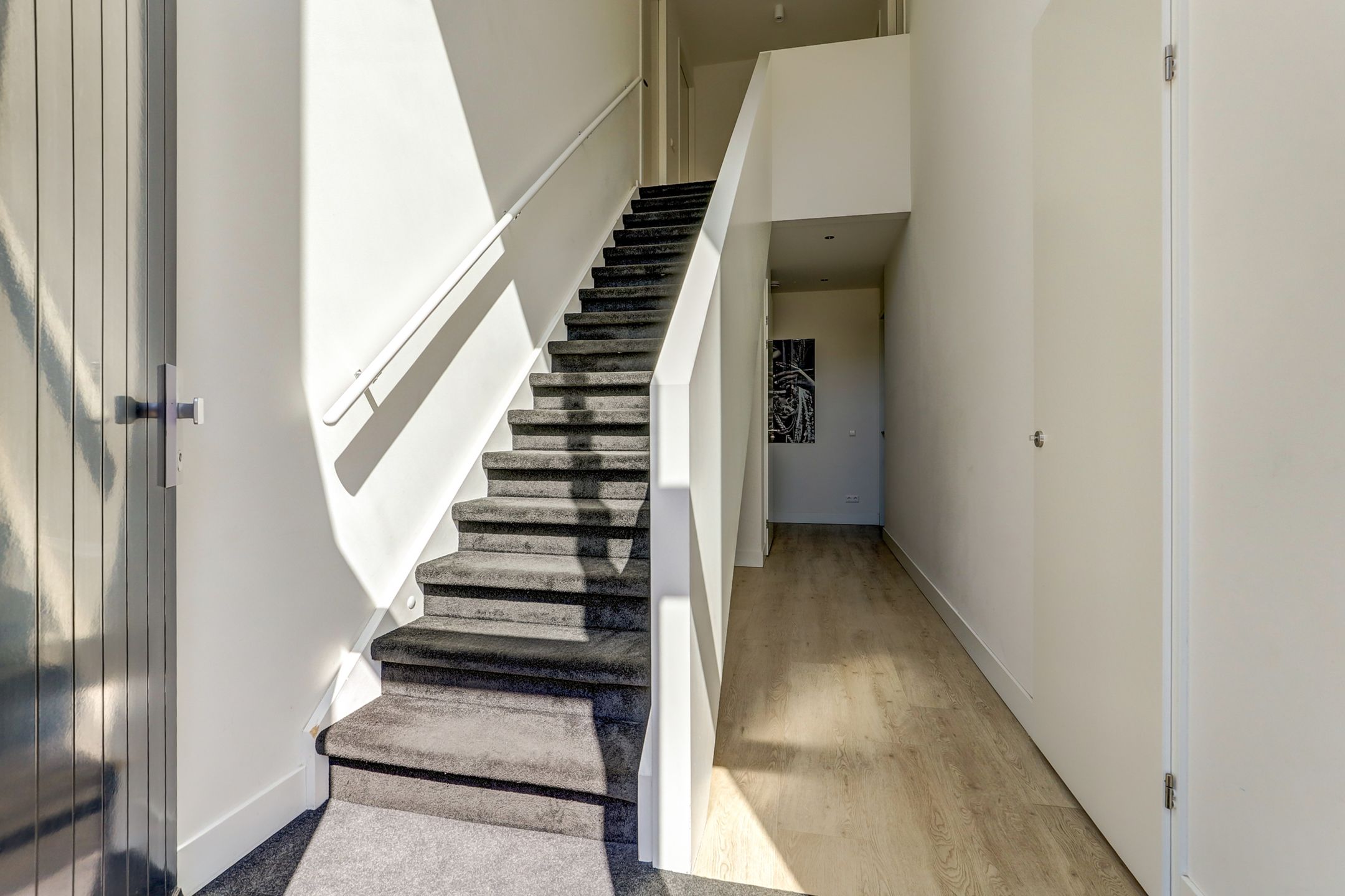 Photo 21 of Loohof 9