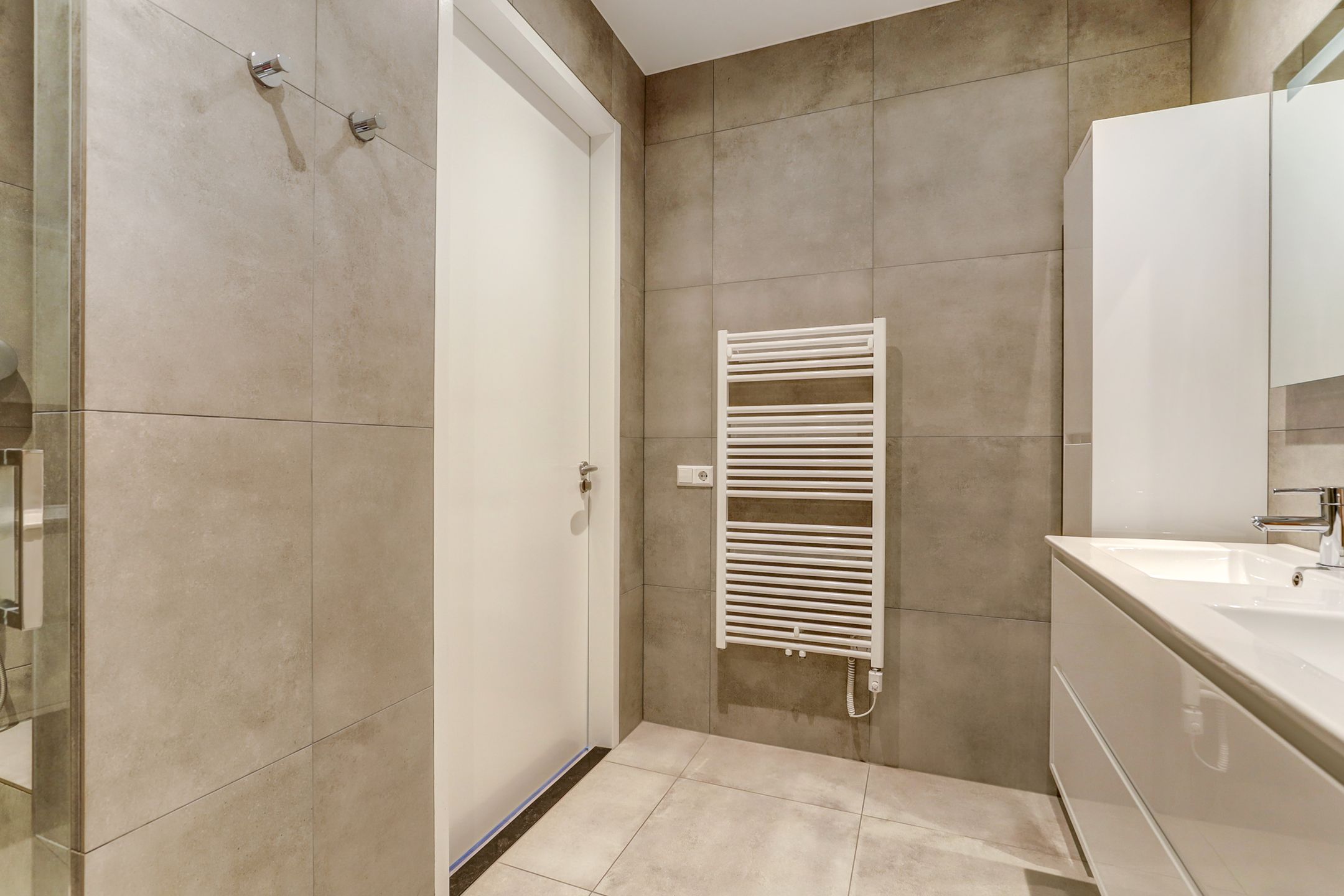 Photo 39 of Loohof 9