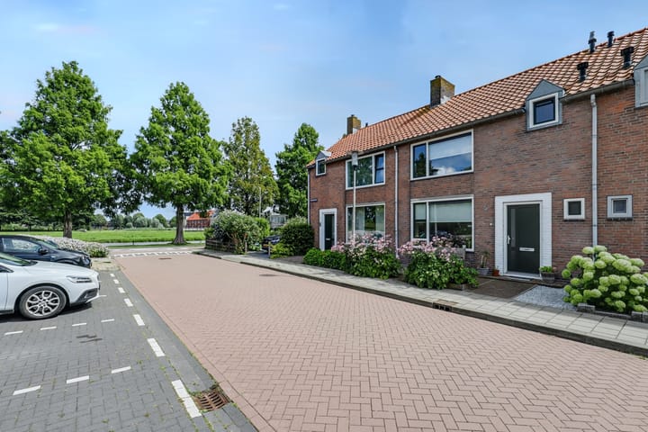 Photo 28 of Schoolstraat 3