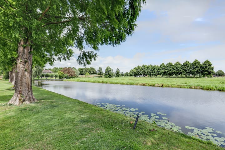 Photo 30 of Schoolstraat 3