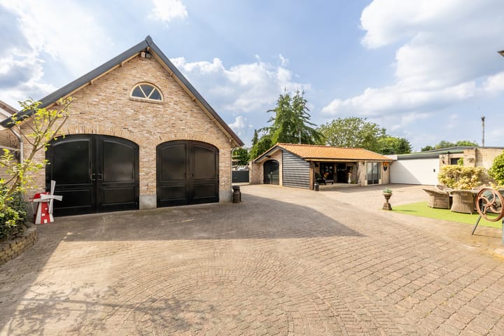 Photo 2 of Dijkstraat 22