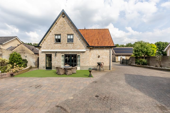 Photo 4 of Dijkstraat 22