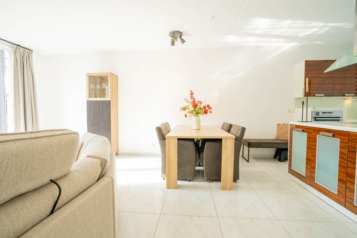 Foto 6 van Wezelplein 19